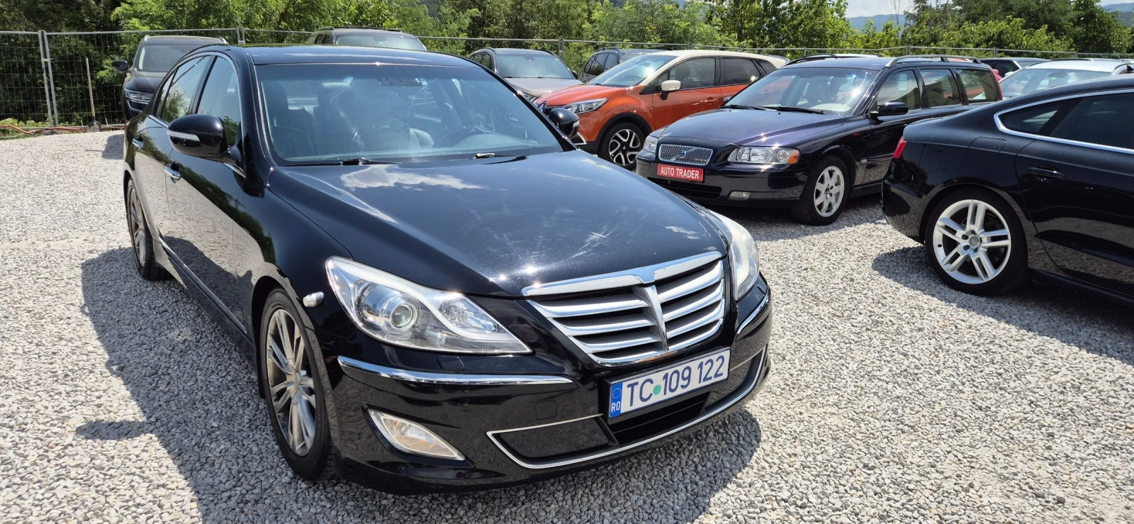 Hyundai Genesis 3.8-246кс.автомат - изображение 3