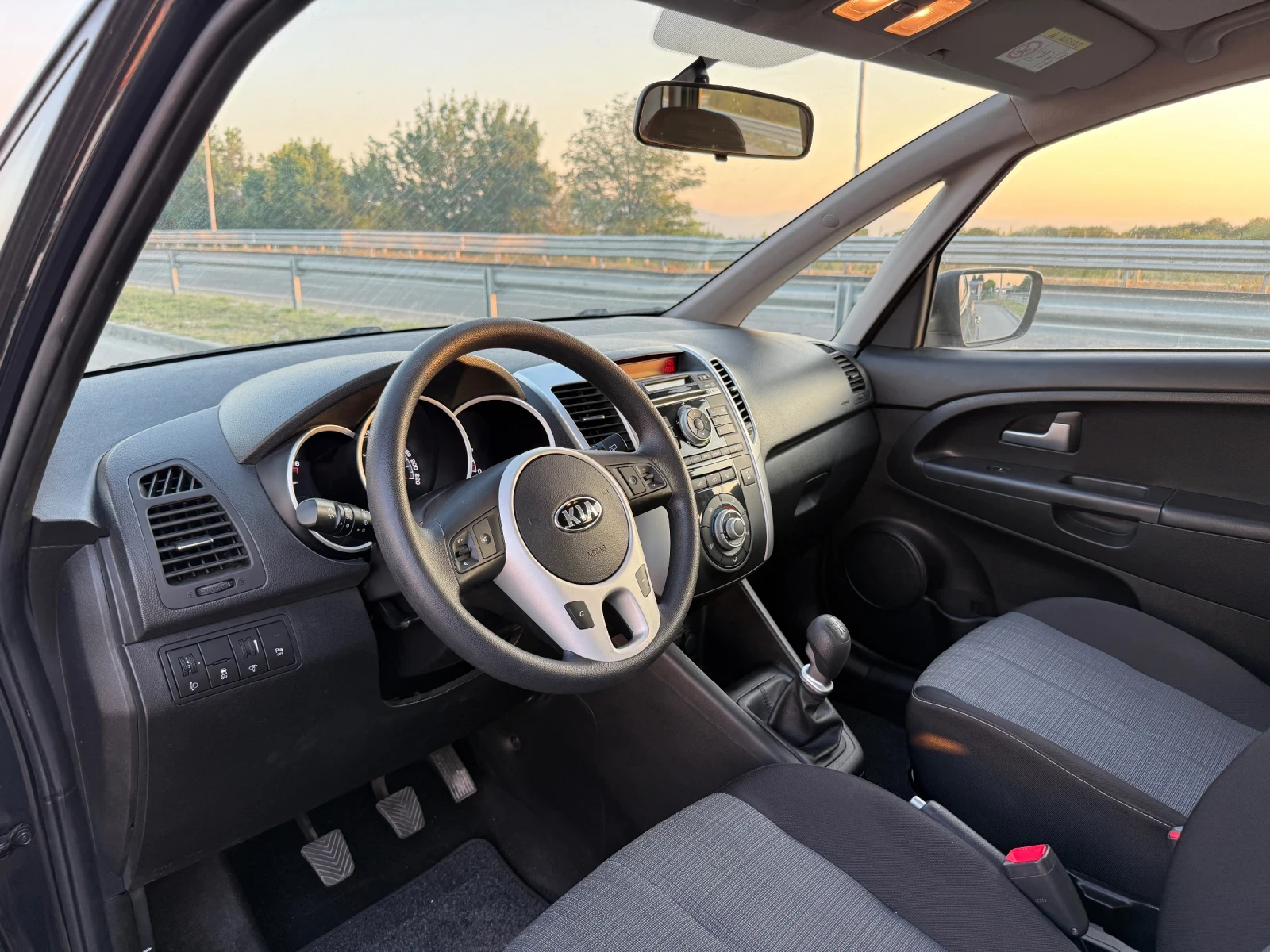 Kia Venga 1.4CRDI* CROSSOVER* 49000км* БЕЗ АНАЛОГ!* УНИКАТ*  - изображение 10