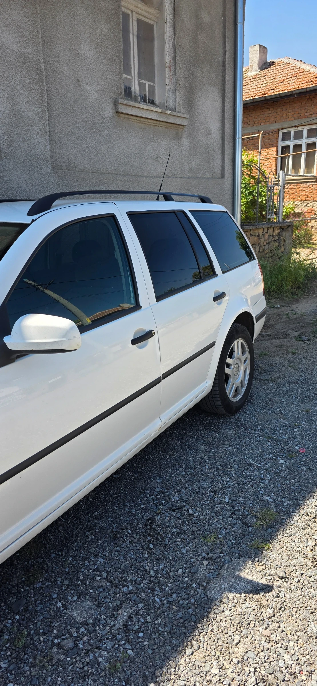 VW Golf 1.9 tdi 4/4 - изображение 3
