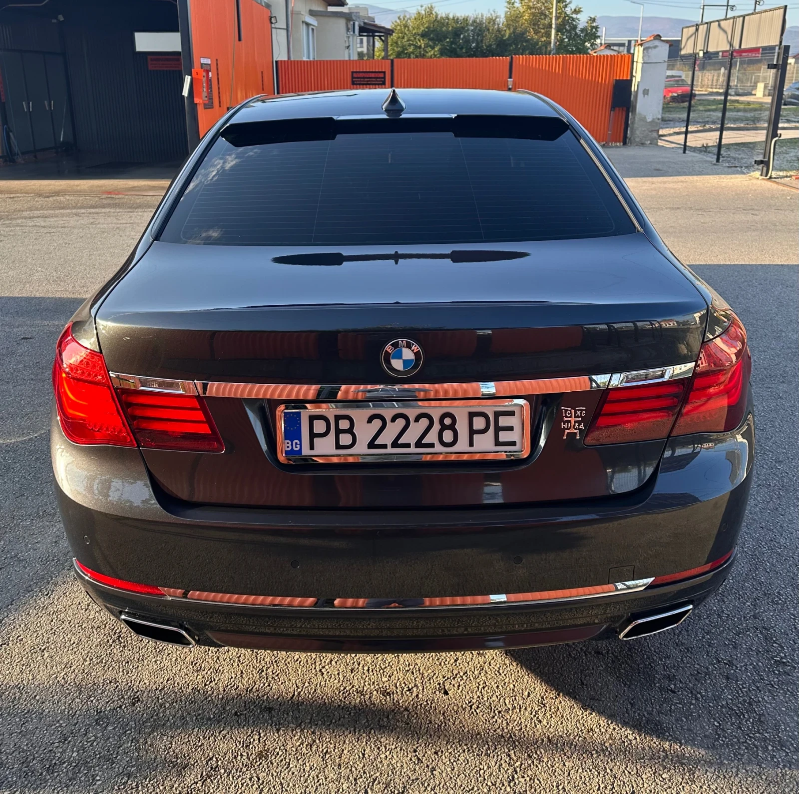 BMW 740 Срочно!!! BMW F01 Long 313к.с - изображение 6