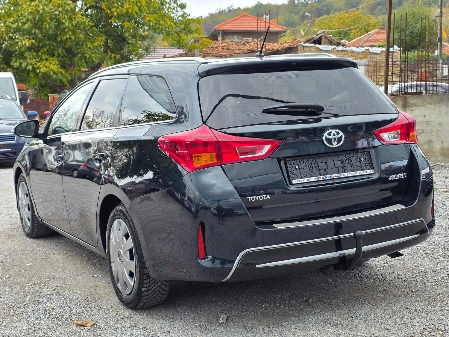 Toyota Auris 1.4 D4D 90 К.С./ ПАНОРАМА / НАВИ / КАМЕРА / 2013г. - изображение 3