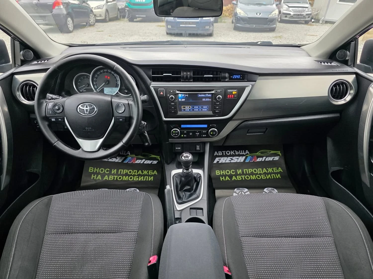 Toyota Auris 1.4 D4D 90 К.С./ ПАНОРАМА / НАВИ / КАМЕРА / 2013г. - изображение 5
