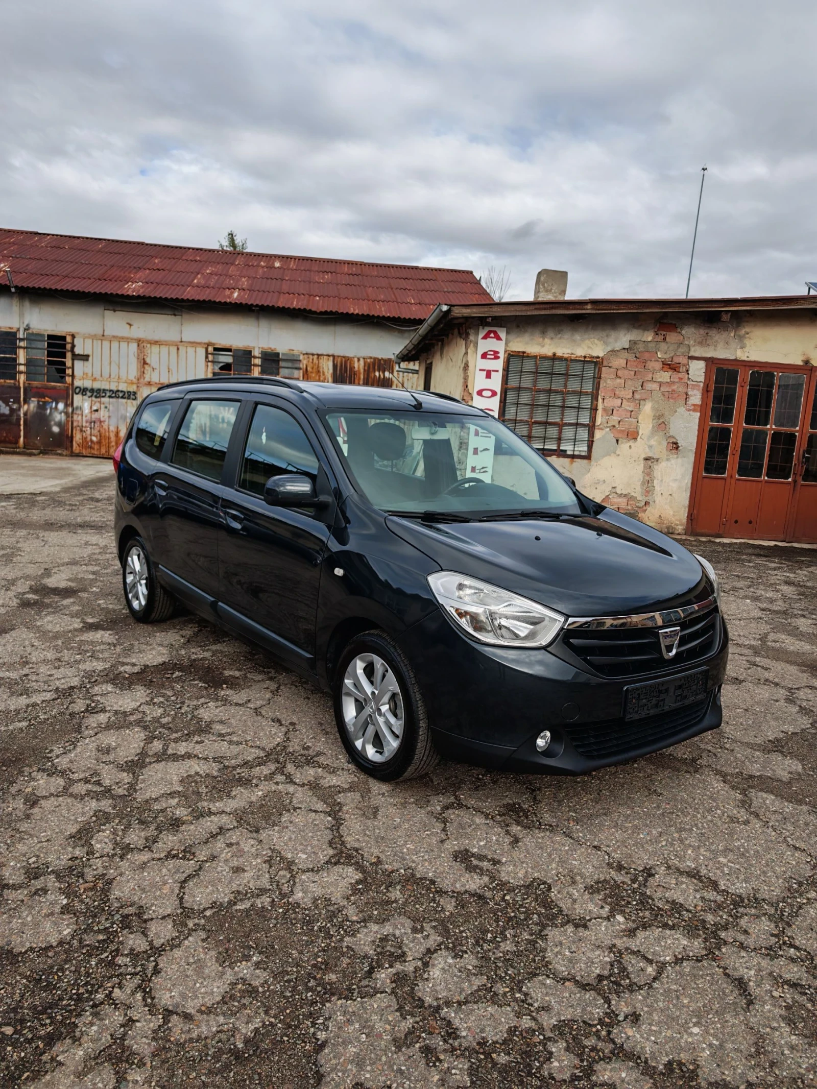 Dacia Lodgy 1.5dci EURO 6B NAVI | Mobile.bg   2