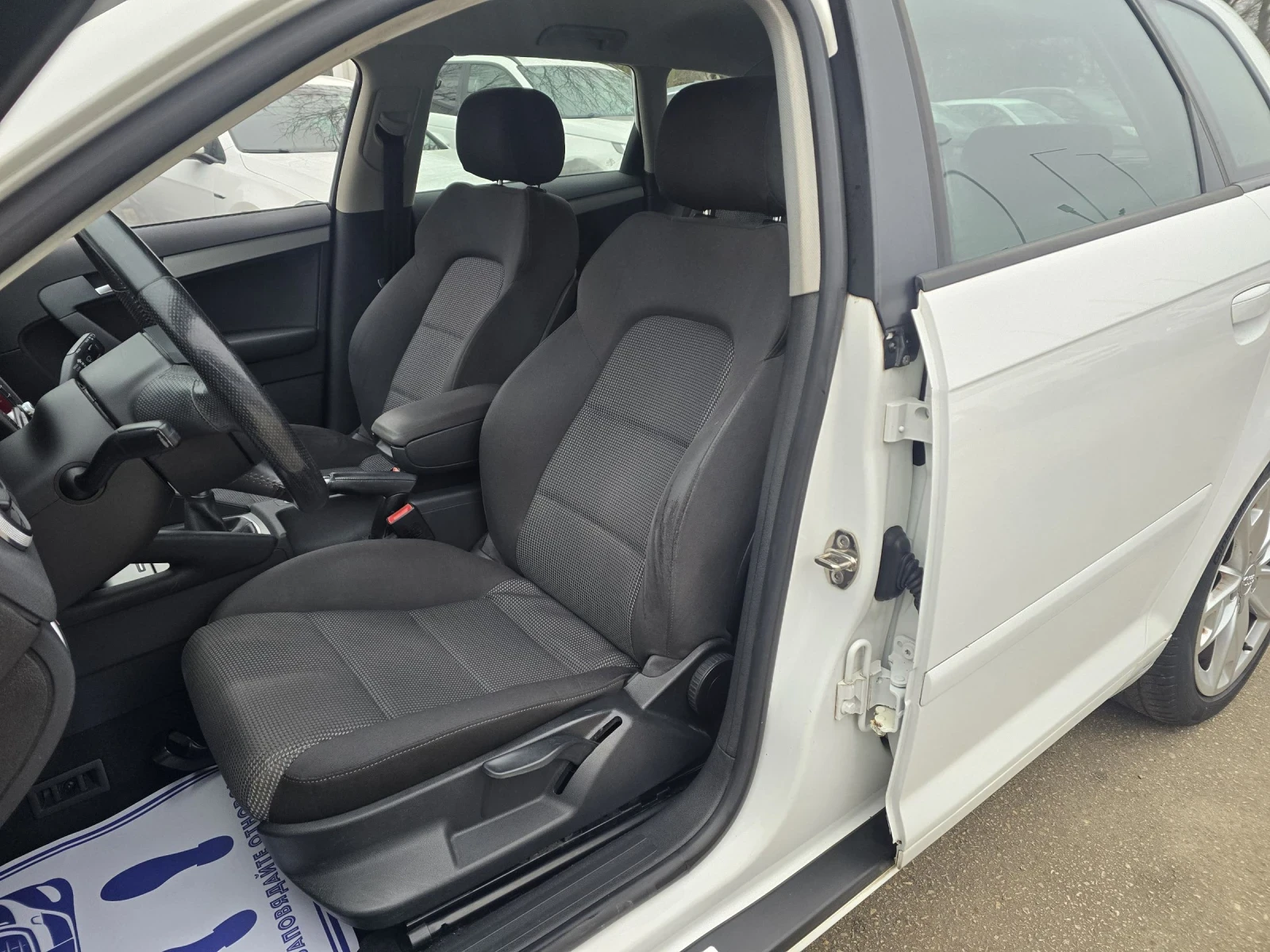 Audi A3 1.6TDI 105к.с Топ състояние  - изображение 10