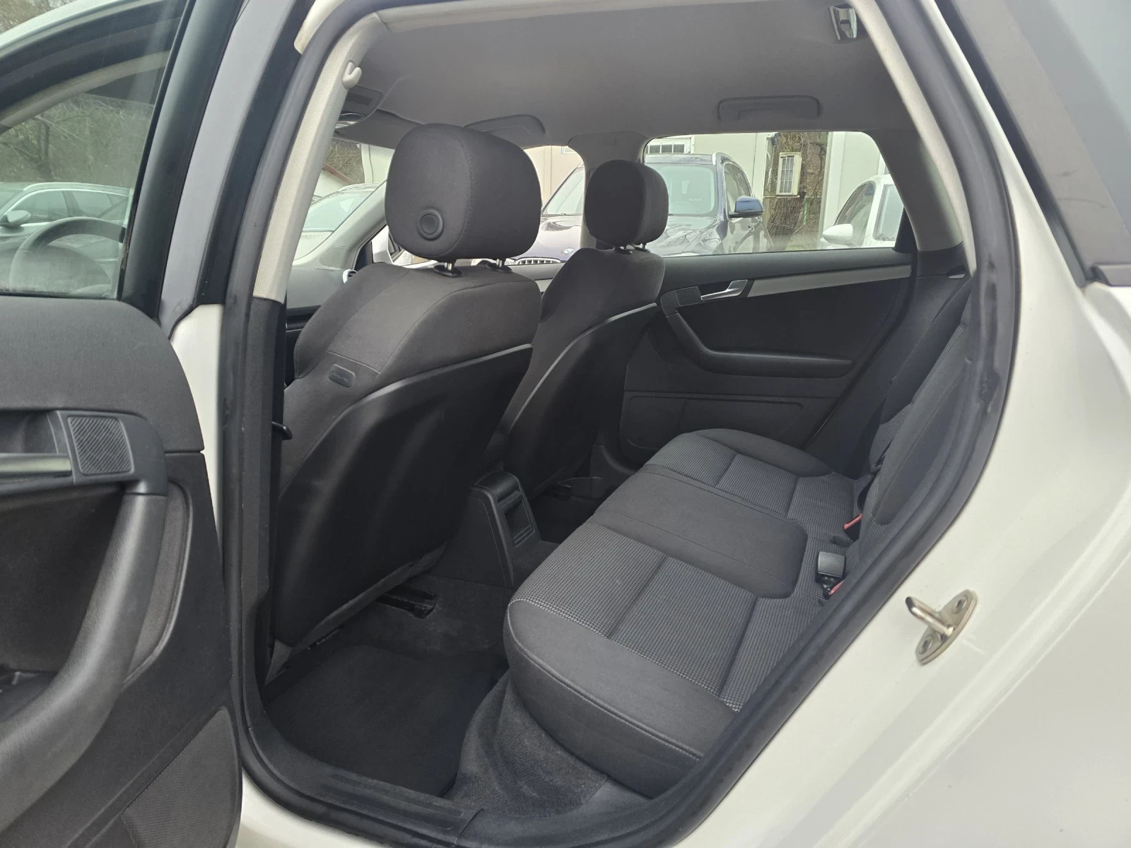 Audi A3 1.6TDI 105�.� ��� ���������  | Mobile.bg � ����������� 12