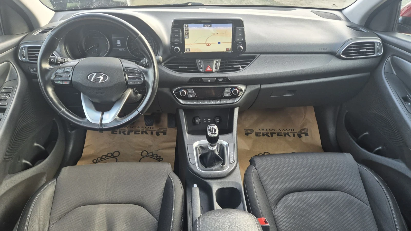 Hyundai I30 1.6crdi 110�.�. | Mobile.bg � ����������� 11