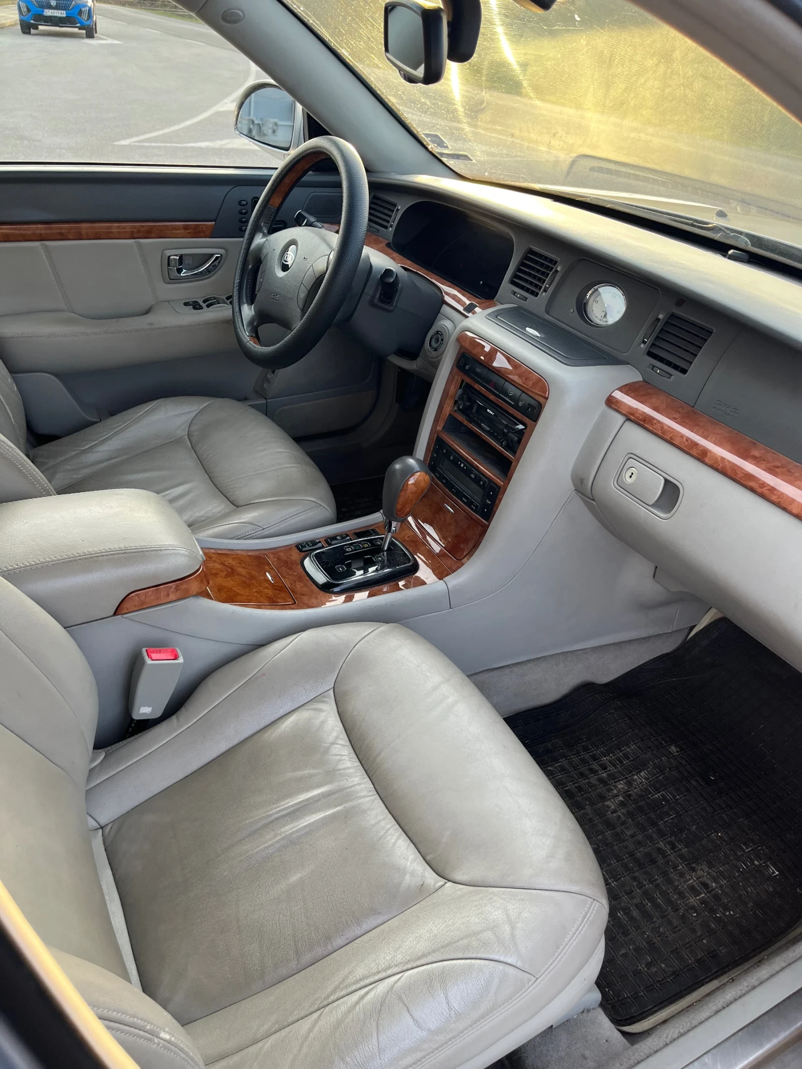 Kia Opirus, снимка 8 - Автомобили и джипове - 53715634