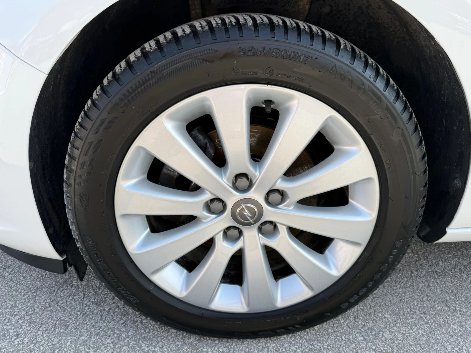 Opel Astra 1.7d FACE 6ск. 131к.с. COSMO !! ТОП СЪСТОЯНИЕ!, снимка 8 - Автомобили и джипове - 53708651