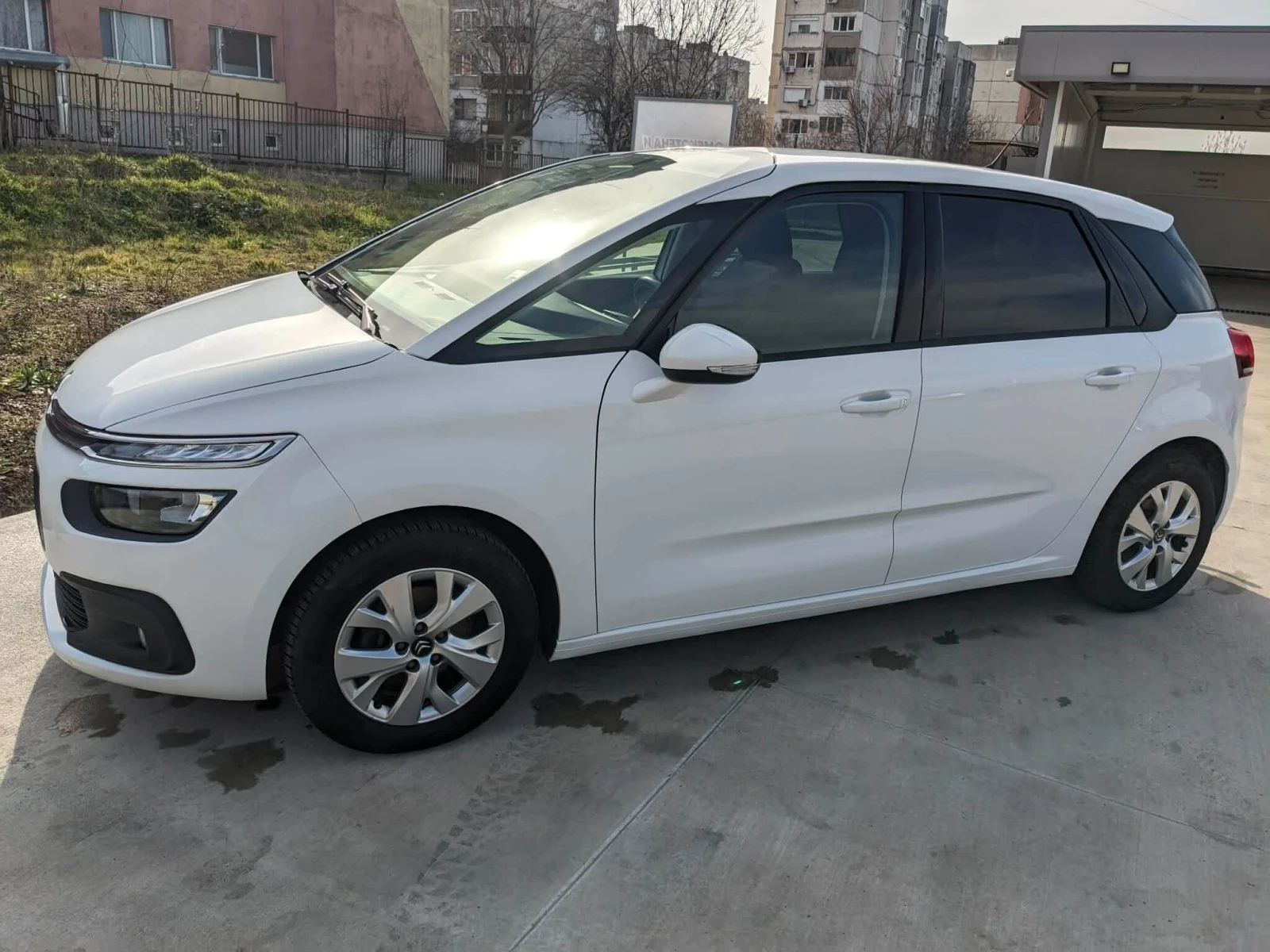 Citroen C4 Picasso, снимка 4 - Автомобили и джипове - 53758760