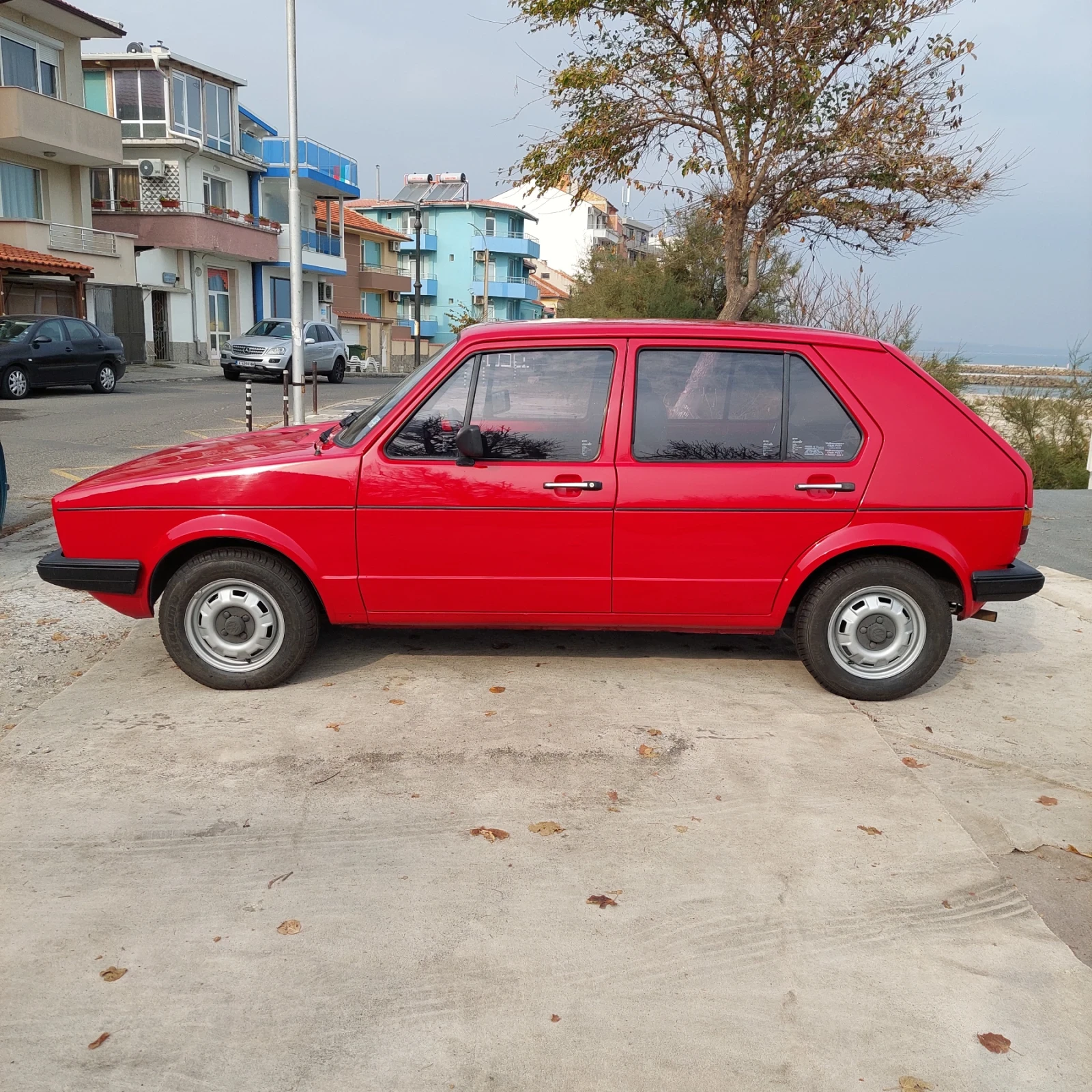 VW Golf MK 1, снимка 4 - Автомобили и джипове - 53838941