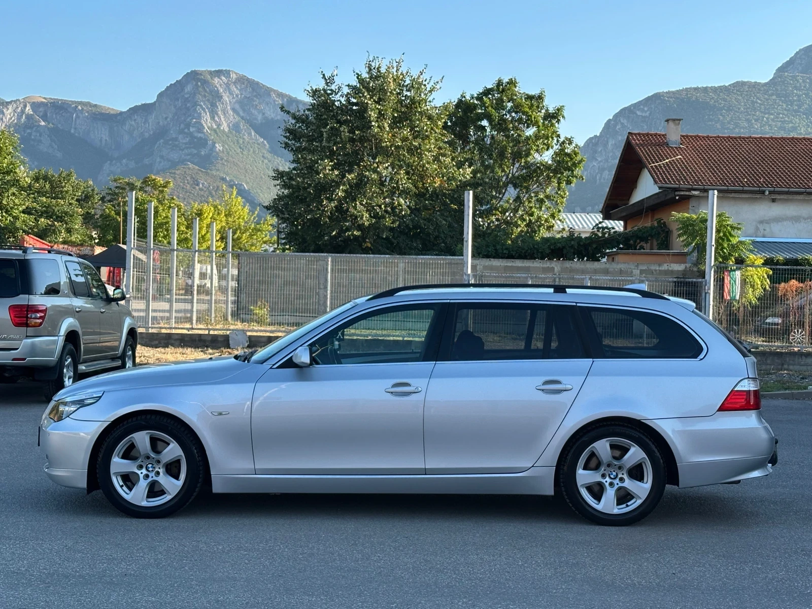 BMW 520 520d-FACE NAVI, снимка 2 - Автомобили и джипове - 53954505