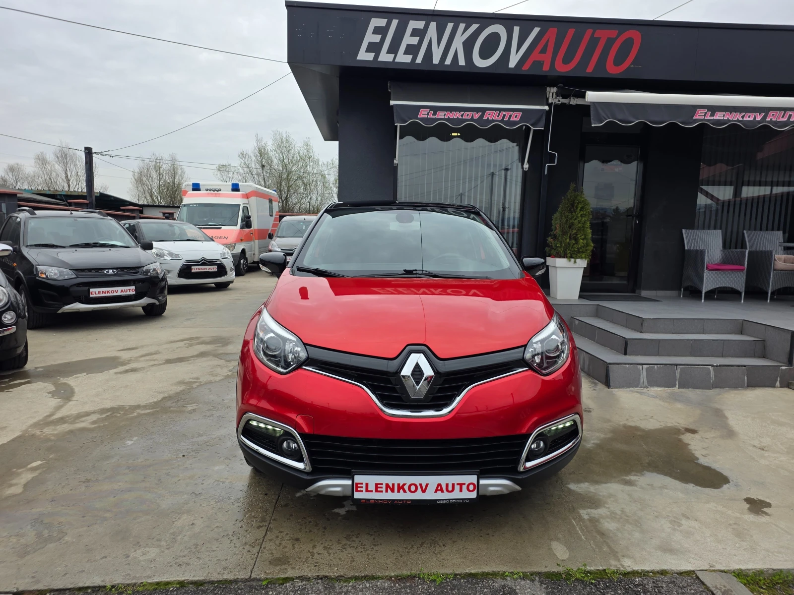 Renault Captur HELLY HANSEN 1.2 i-120к.с АВТОМАТИК-ШВЕЙЦАРИЯ, снимка 2 - Автомобили и джипове - 54220921