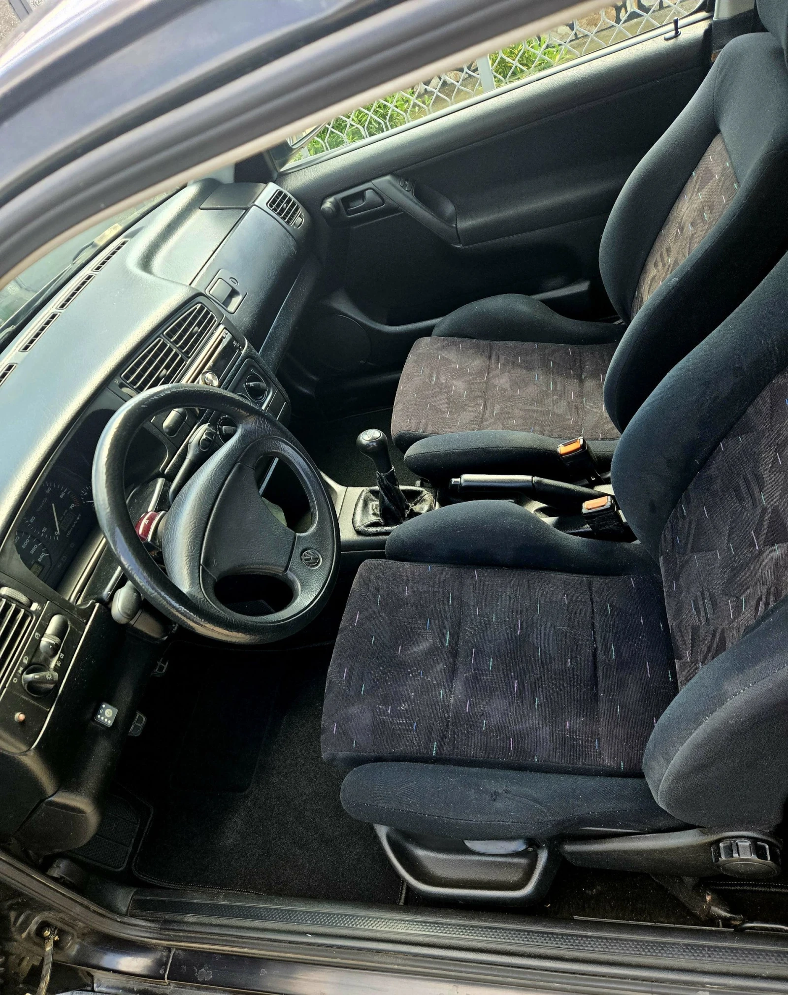 VW Golf 2.0 гти, снимка 12 - Автомобили и джипове - 54457644