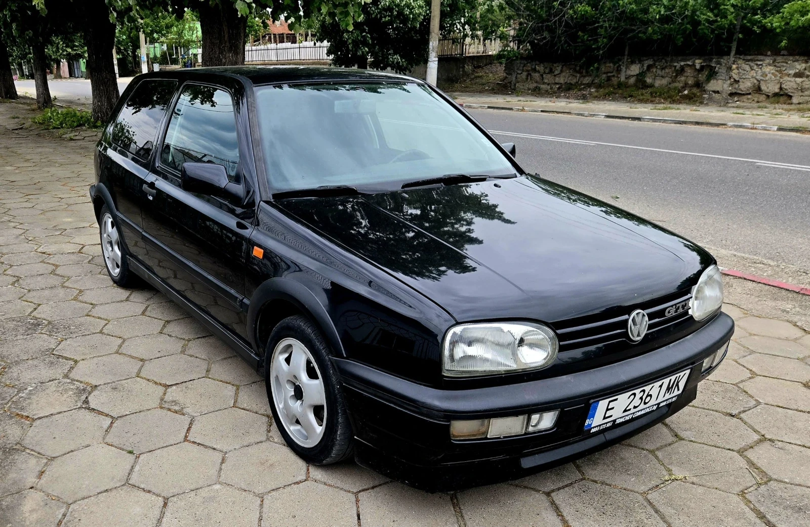 VW Golf 2.0 гти, снимка 2 - Автомобили и джипове - 54457644