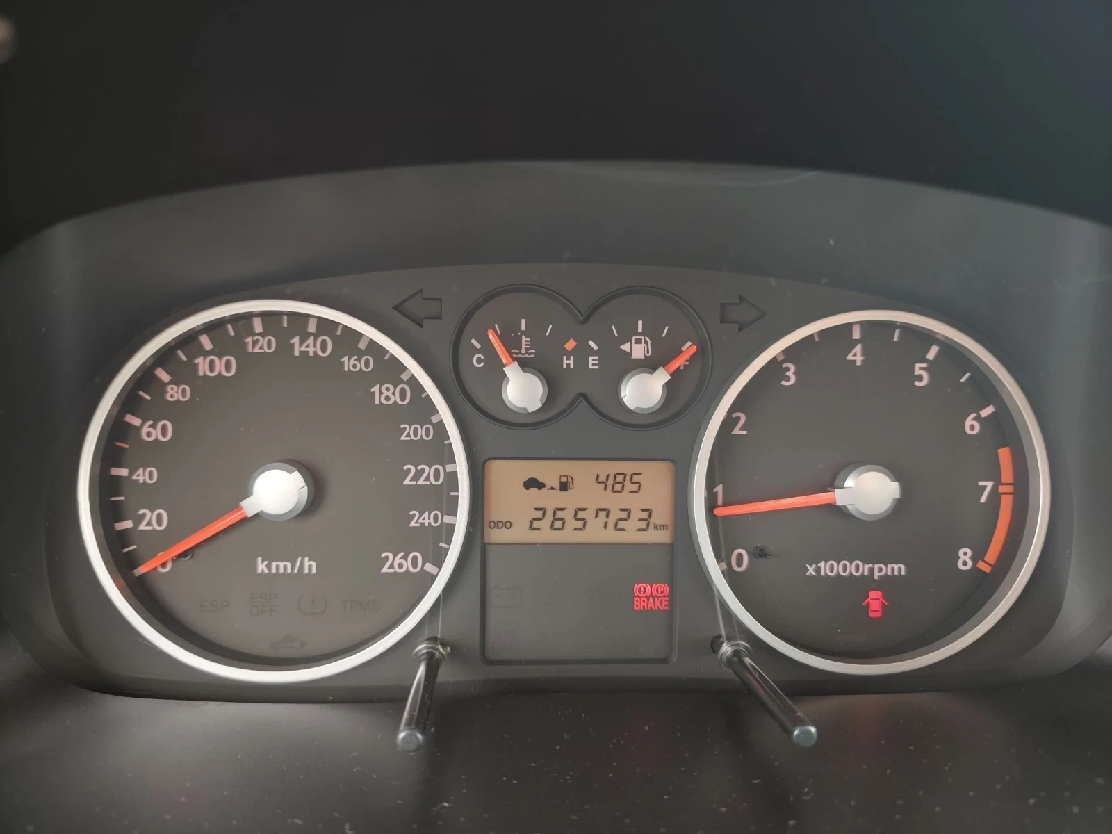 Hyundai Coupe Tiburon, снимка 14 - Автомобили и джипове - 54479541