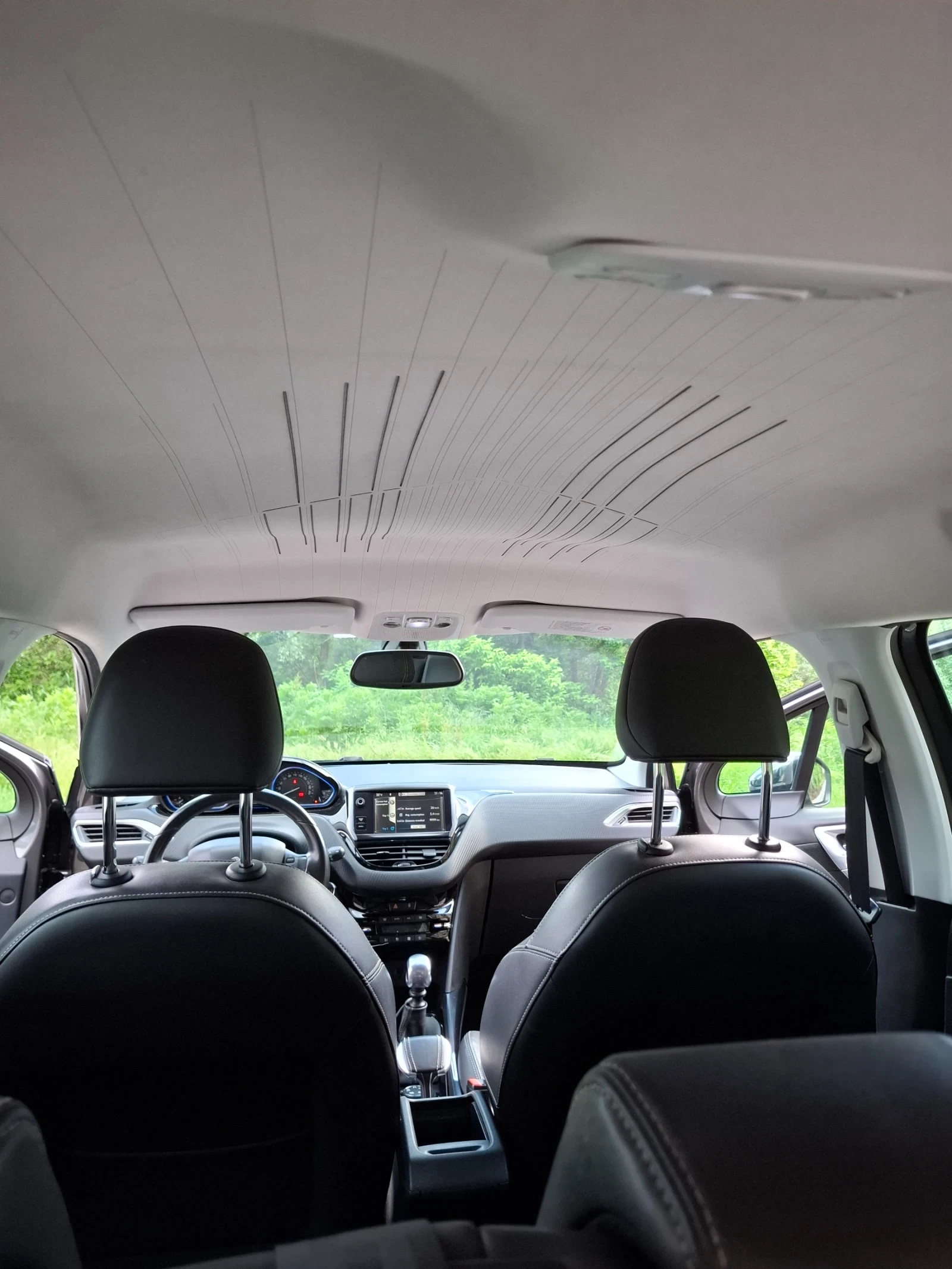 Peugeot 2008, снимка 11 - Автомобили и джипове - 54557513