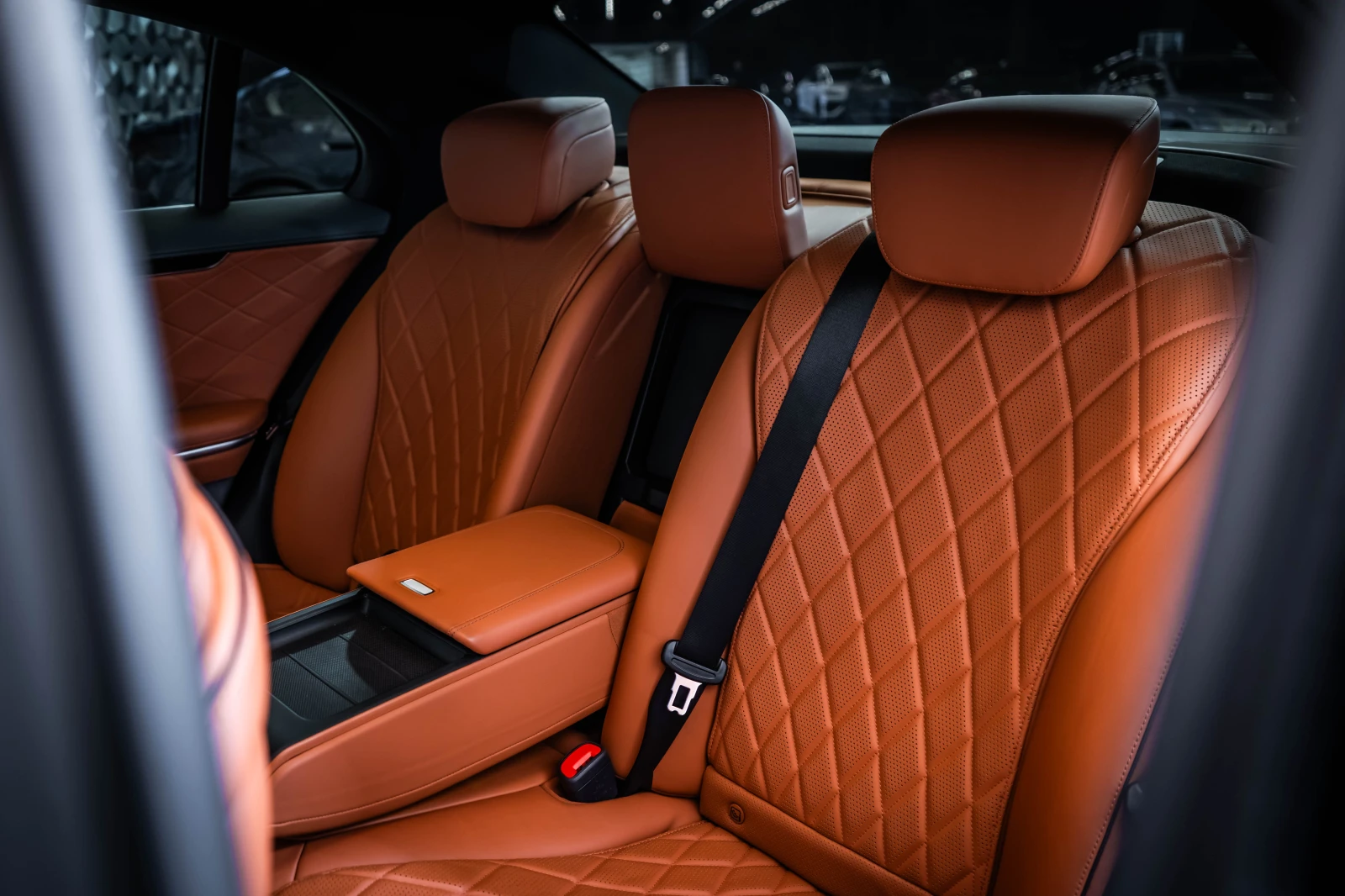 Mercedes-Benz S 400 d 4M * Pano* 360, снимка 16 - Автомобили и джипове - 54549622