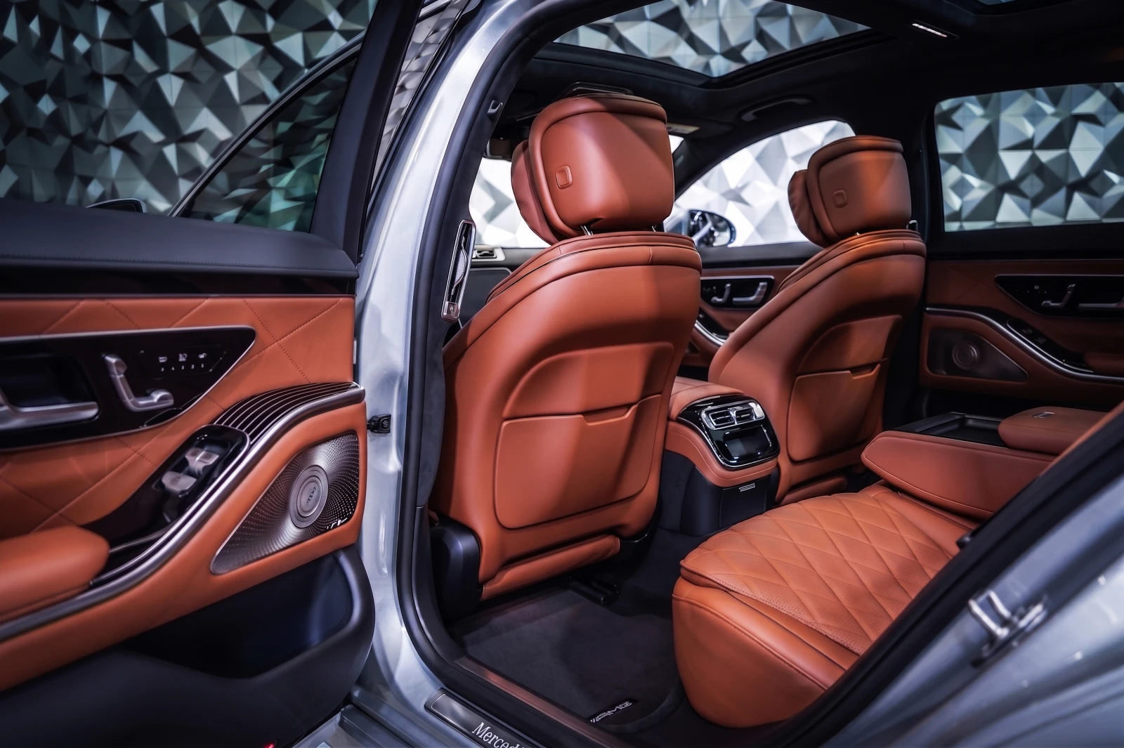 Mercedes-Benz S 400 d 4M * Pano* 360, снимка 15 - Автомобили и джипове - 54549622