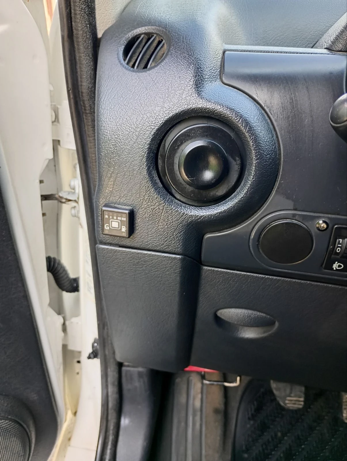 Citroen Berlingo 1.4i ГАЗ, снимка 9 - Автомобили и джипове - 54567661