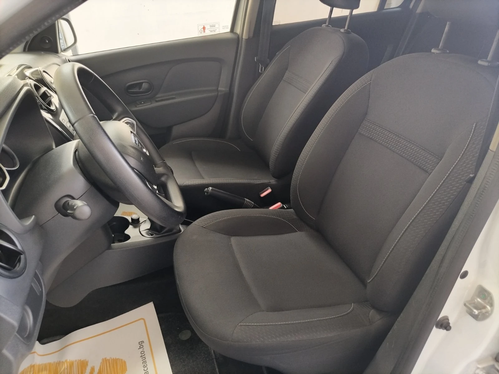 Dacia Logan 1.5 dCi/75к.с/MCV, снимка 13 - Автомобили и джипове - 54602305