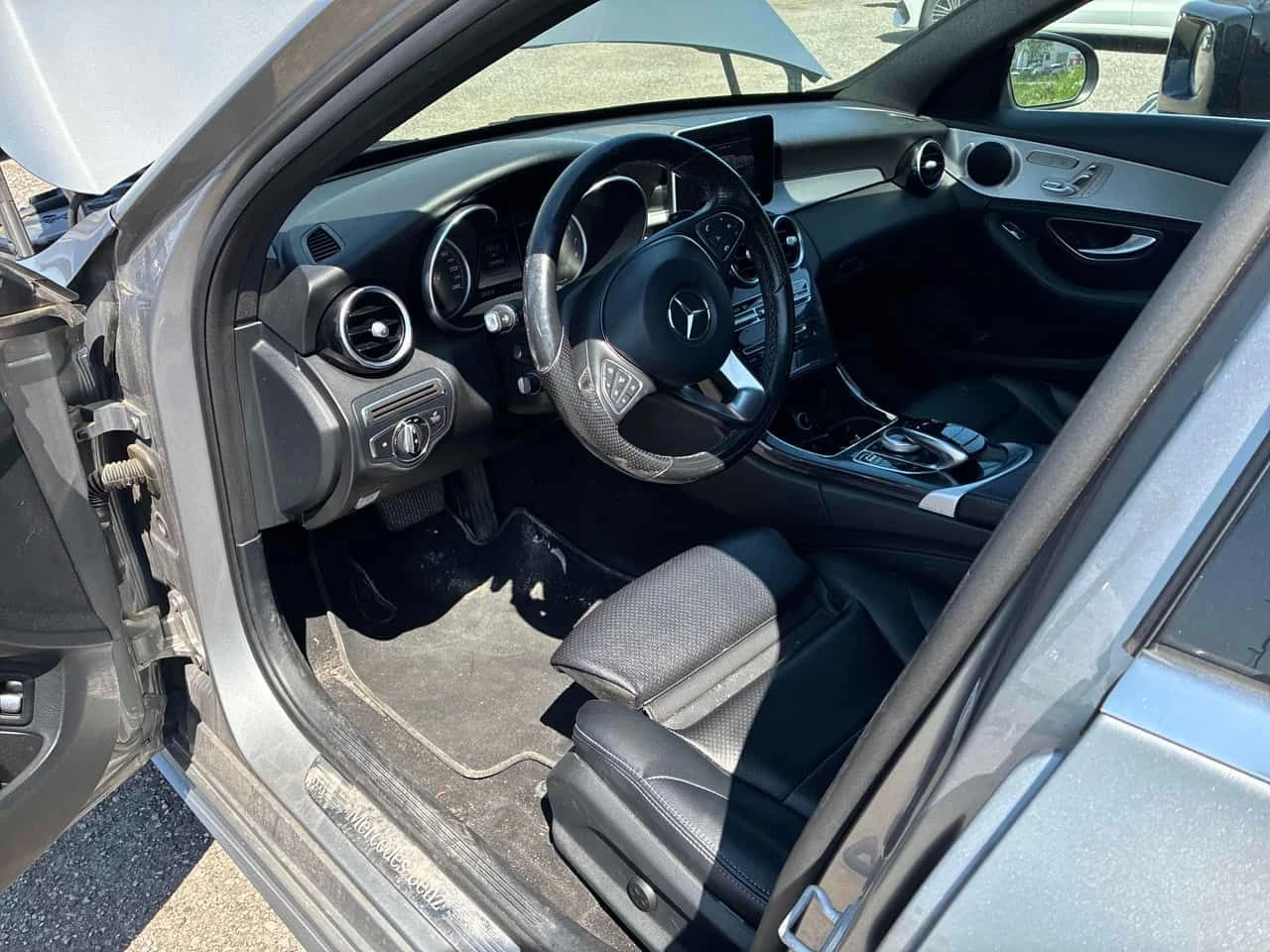 Mercedes-Benz C 400 * CARFAX * PANO * ПОДГРЕВИ * ПАМЕТ, снимка 5 - Автомобили и джипове - 54716542