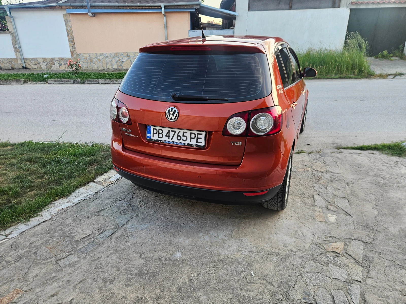 VW Golf Plus 1.9 TDI klina, снимка 5 - Автомобили и джипове - 54722815