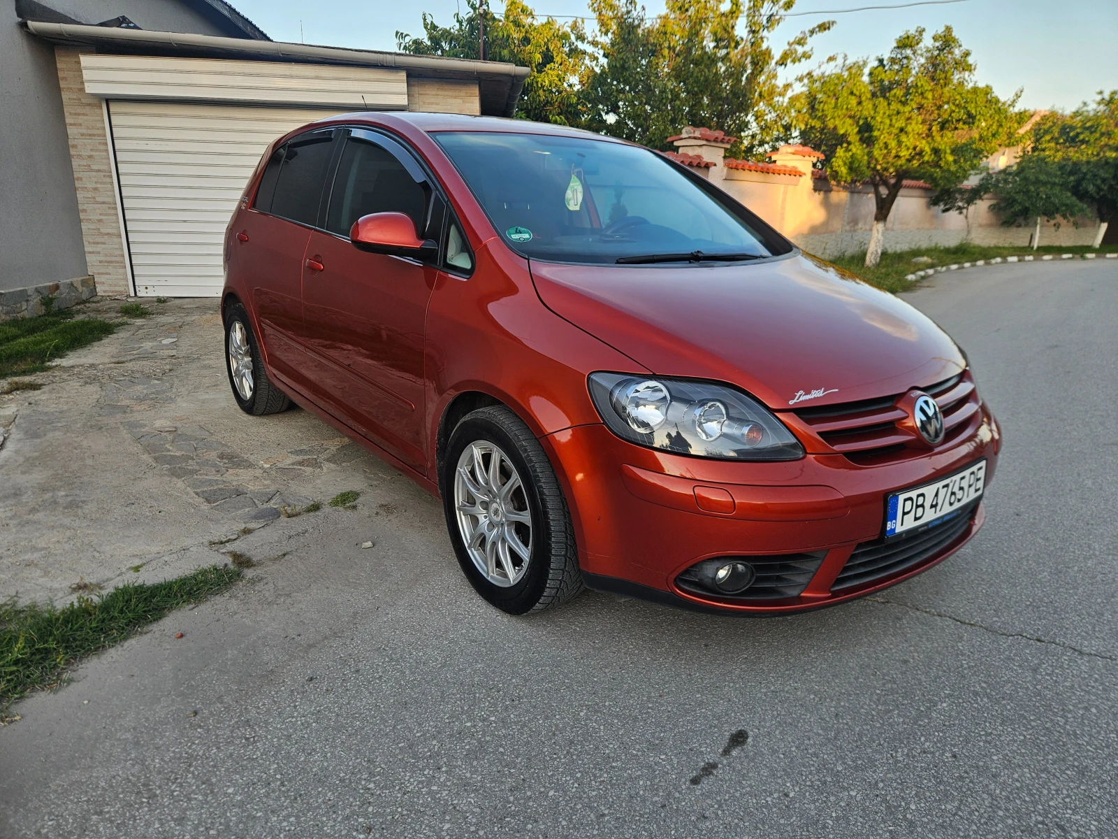 VW Golf Plus 1.9 TDI klina, снимка 7 - Автомобили и джипове - 54722815