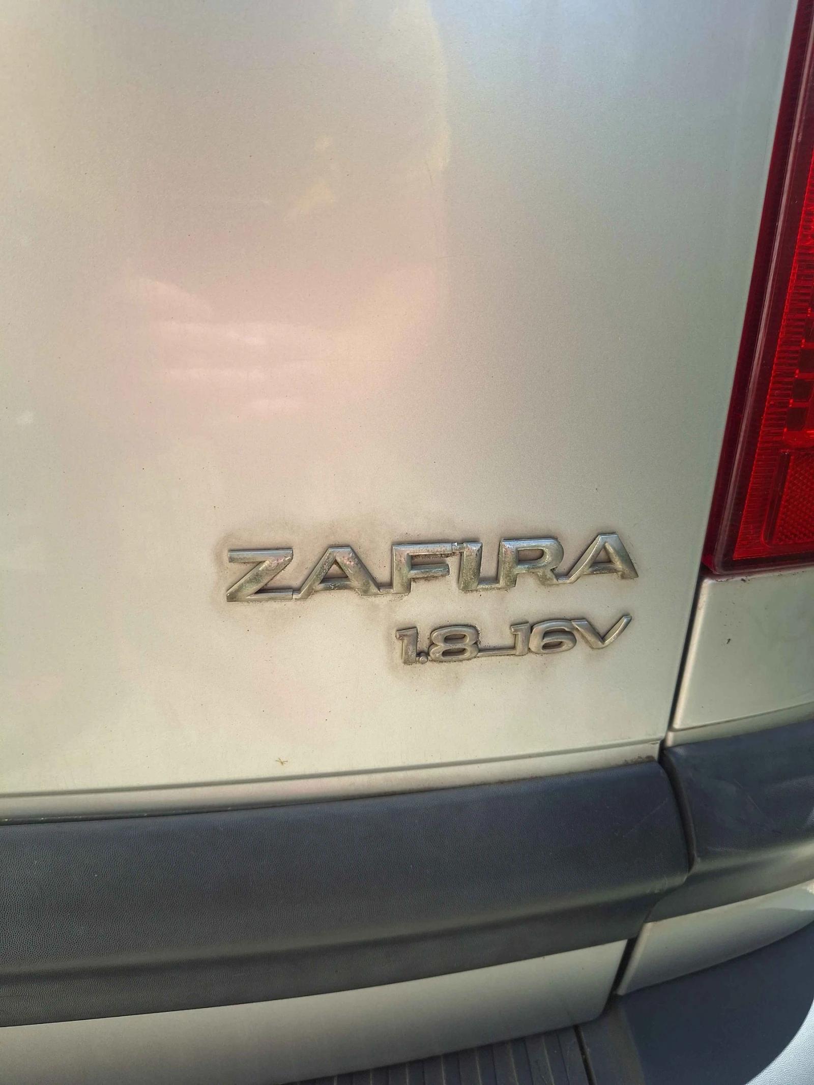 Opel Zafira, снимка 9 - Автомобили и джипове - 55225618