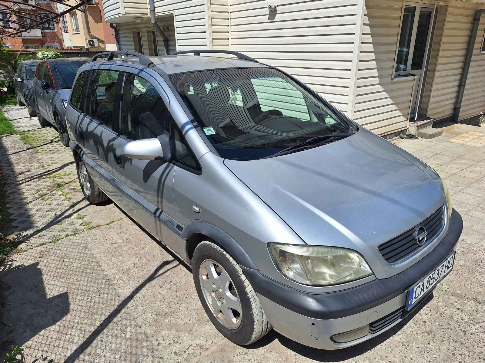 Opel Zafira, снимка 3 - Автомобили и джипове - 55225618