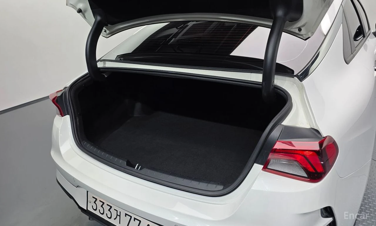 Kia K5 * ФИКСИРАНА ЦЕНА ДО БЪЛГАРИЯ * АВТОКРЕДИТ, снимка 17 - Автомобили и джипове - 55398613