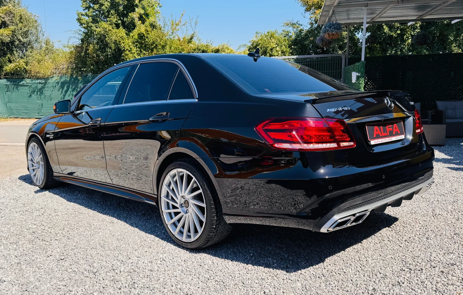 Mercedes-Benz E 220 d/6.3 AMG/V8 TUNING/4x4/ПОРЪЧКОВ/ТОП ВИЗИЯ/УНИКАТ/, снимка 6 - Автомобили и джипове - 55740343