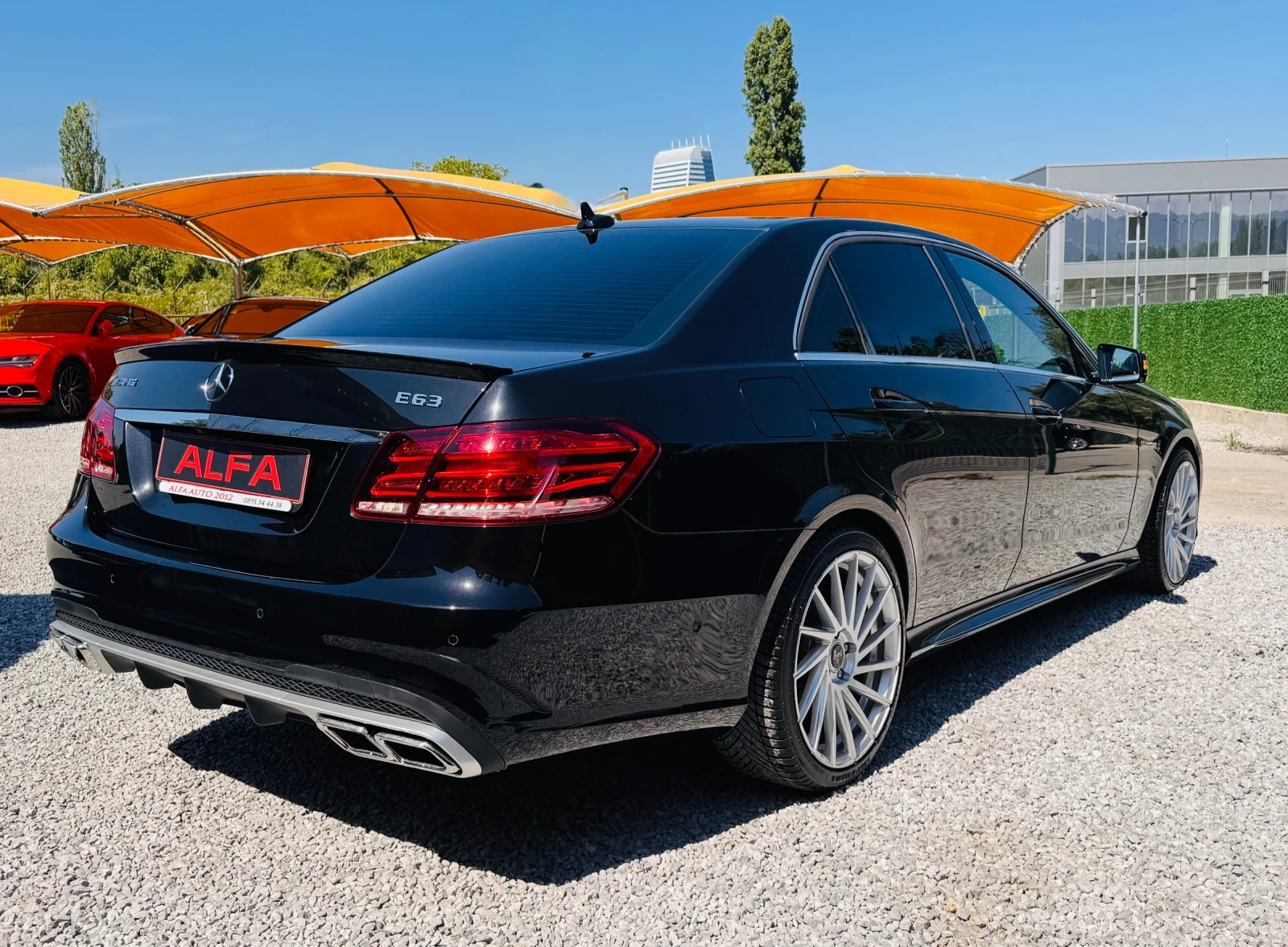 Mercedes-Benz E 220 d/6.3 AMG/V8 TUNING/4x4/ПОРЪЧКОВ/ТОП ВИЗИЯ/УНИКАТ/, снимка 5 - Автомобили и джипове - 55740343