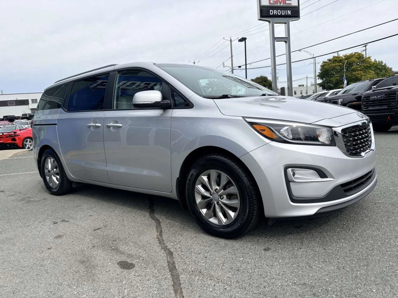 Kia Sedona 8 PASSAGERS / LX+ , снимка 2 - Автомобили и джипове - 56636291