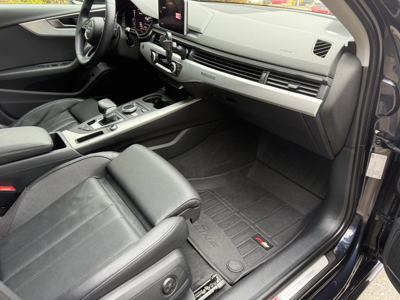 Audi A4 2.0tfsi Matrix B&Olufsen Distronic, снимка 14 - Автомобили и джипове - 56746868