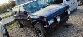 Nissan Terrano 2.7, снимка 1