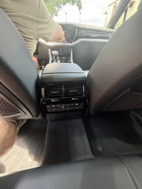 VW Touareg R - Line , снимка 10
