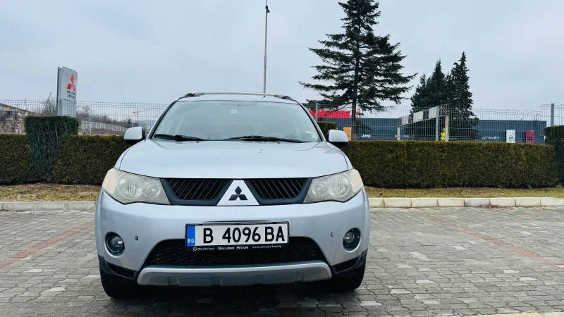 Mitsubishi Outlander Intense + , снимка 2 - Автомобили и джипове - 48497147