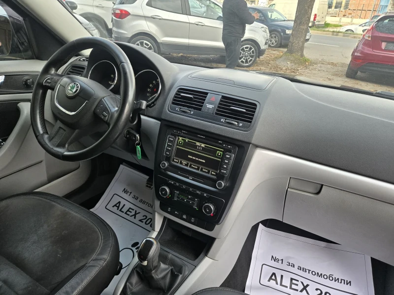 Skoda Yeti 1.8 бензин 4X4, снимка 9 - Автомобили и джипове - 52448527