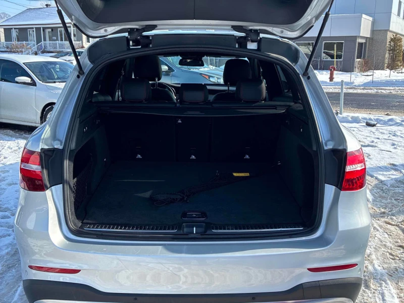 Mercedes-Benz GLC 43 AMG * АВТО КРЕДИТ* ЦЕНА ДО БГ * СЕРВИЗНА ИСТОРИЯ * , снимка 6 - Автомобили и джипове - 53496722