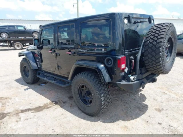 Jeep Wrangler UNLIMITED SAHARA 4X4 - изображение 4
