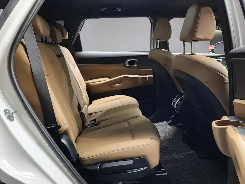 Kia Sorento 2.2L TurboDiesel CRDi, снимка 10 - Автомобили и джипове - 54918953