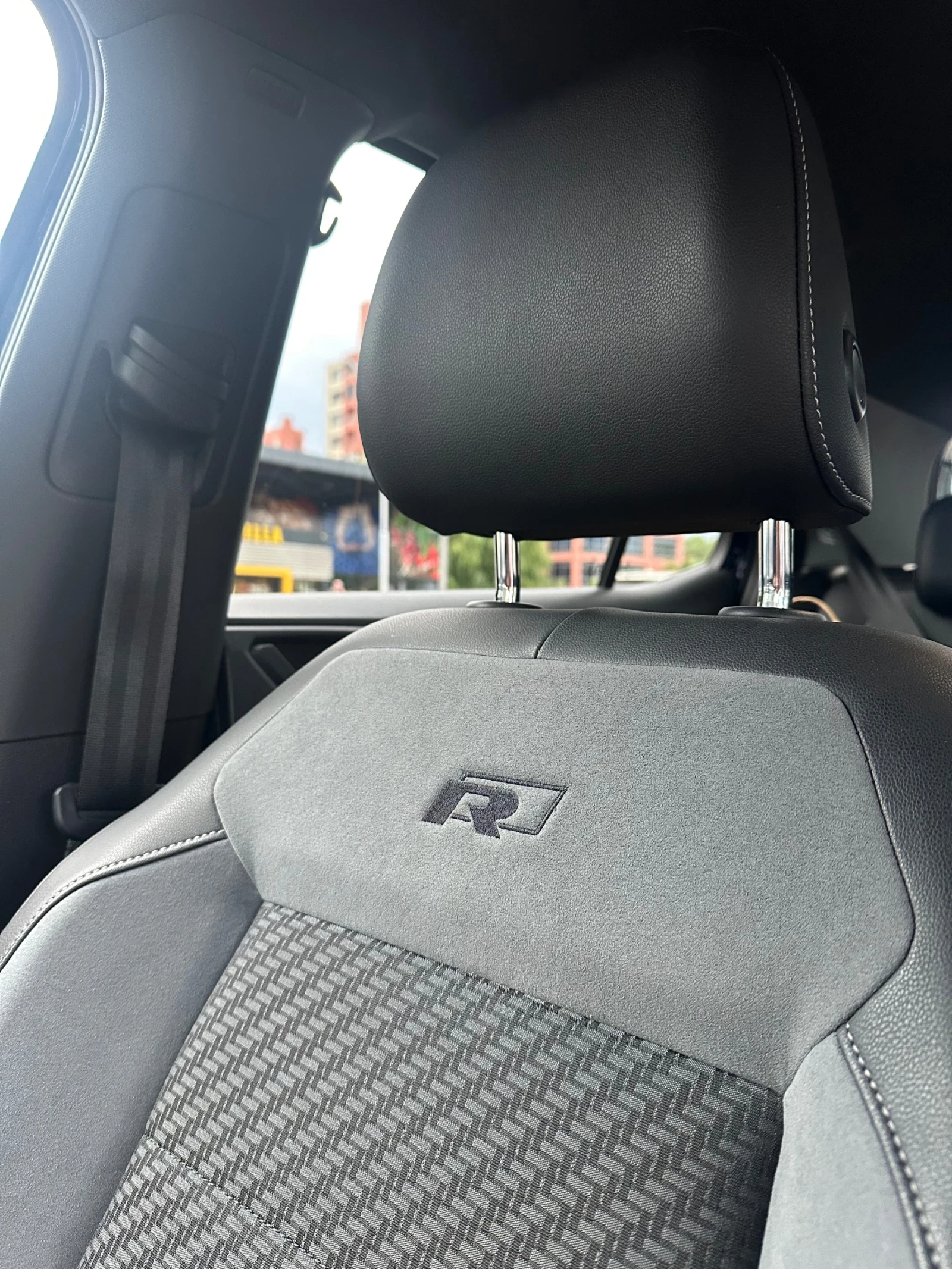 VW T-Cross R line - изображение 3