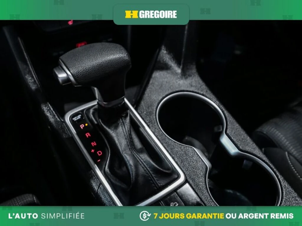 Kia Sportage * LX AUTO AC GR ELEC MAGS CAM RECUL BLUETOOTH * CA, снимка 13 - Автомобили и джипове - 53874539