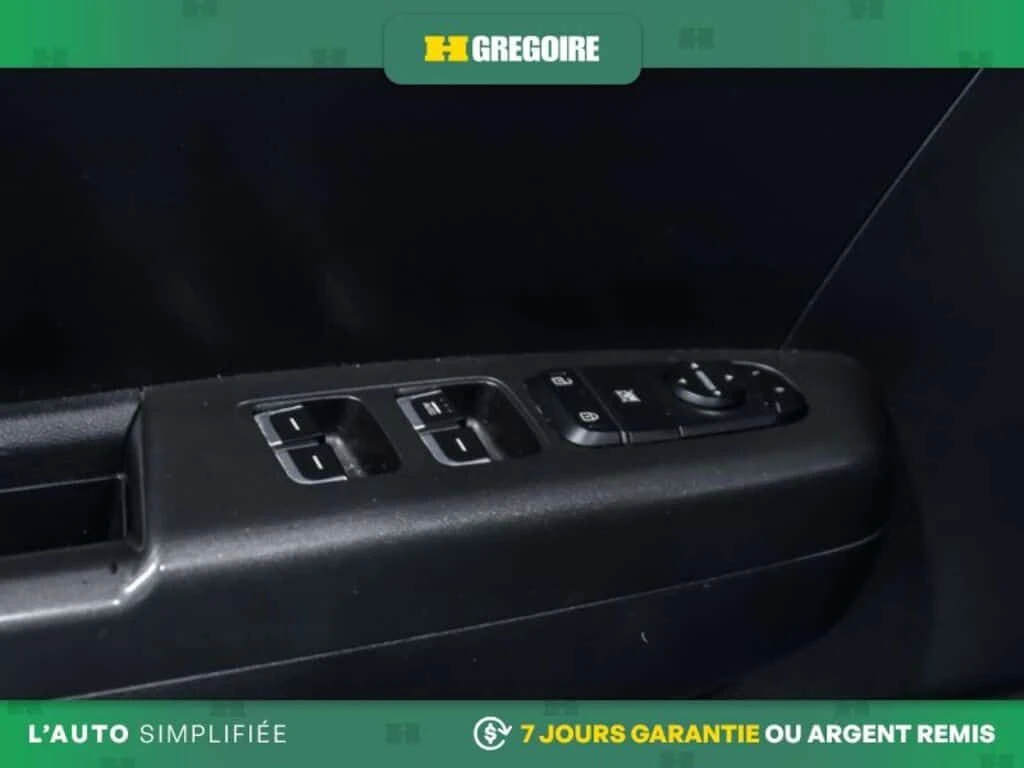 Kia Sportage * LX AUTO AC GR ELEC MAGS CAM RECUL BLUETOOTH * CA, снимка 12 - Автомобили и джипове - 53874539