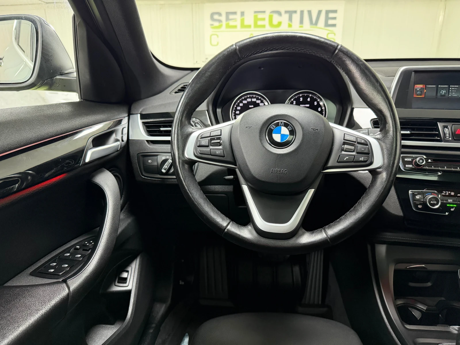 BMW X1 xDrive28i, снимка 9 - Автомобили и джипове - 54083046