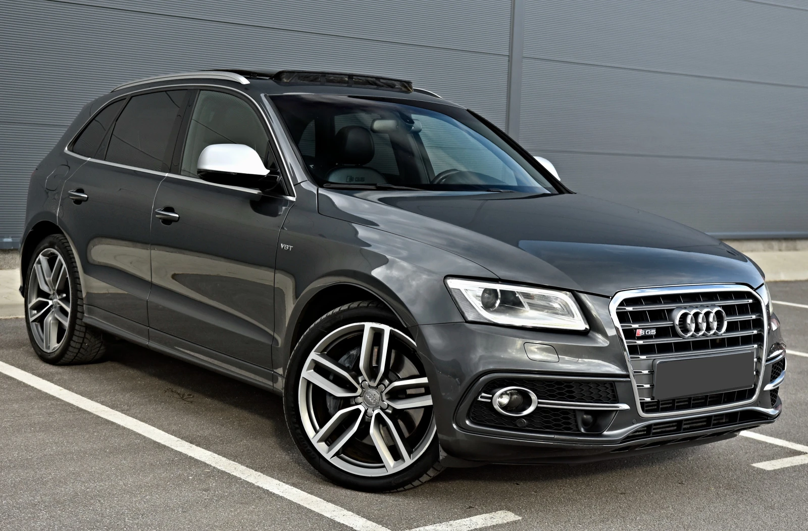 Audi SQ5 3.0V6T/COMPETITION/KEYLESS/PANO/DISTRONIC/GALA/, снимка 3 - Автомобили и джипове - 54239742