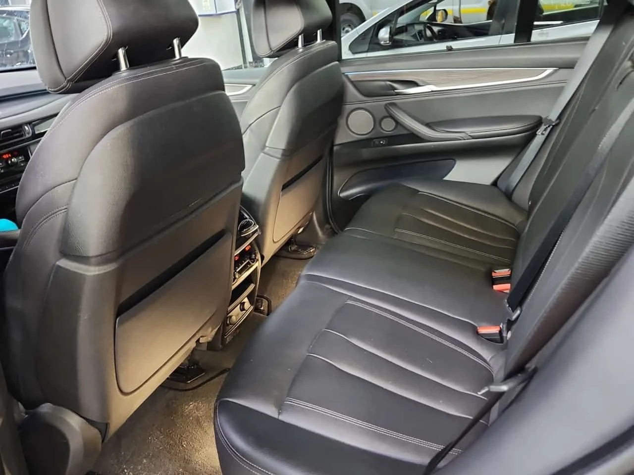 BMW X5 | HARMAN KARDON | HUD | ДИГИТАЛНО | М ПАКЕТ | , снимка 13 - Автомобили и джипове - 54545915