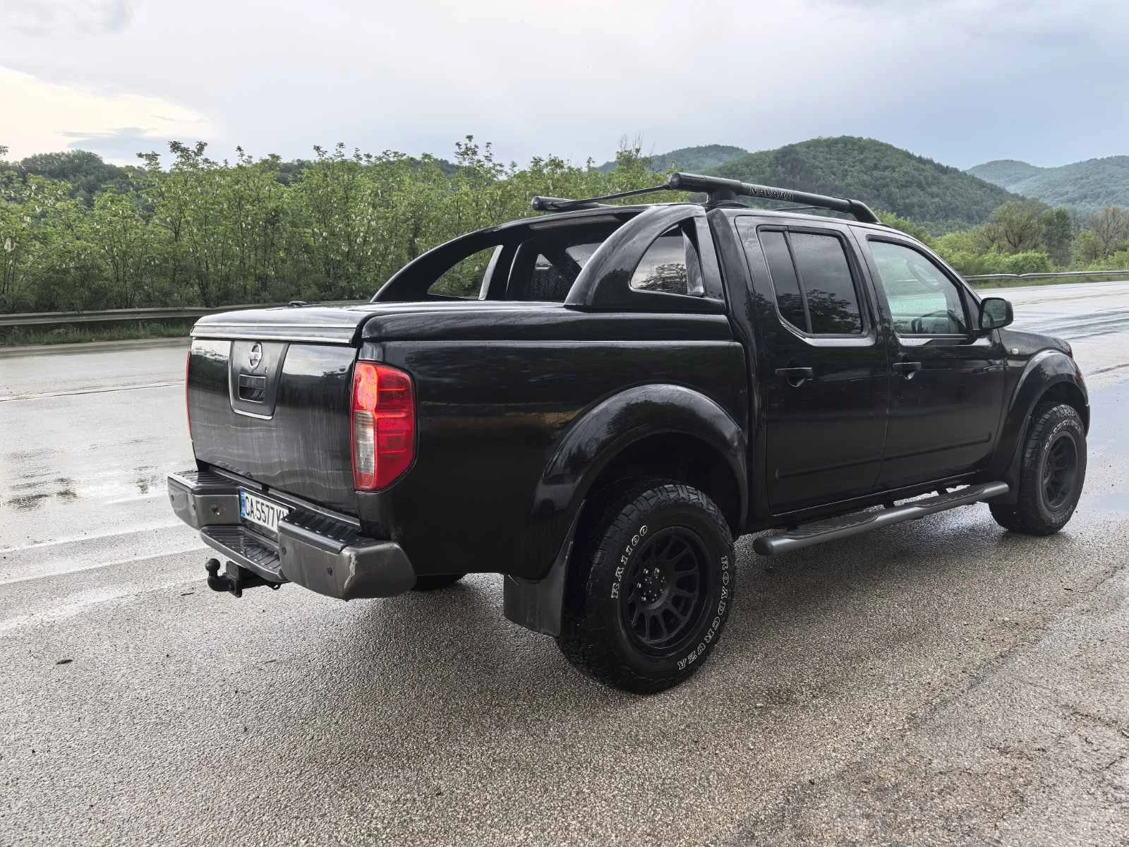 Nissan Navara 2.5 dCi, снимка 3 - Автомобили и джипове - 54892842