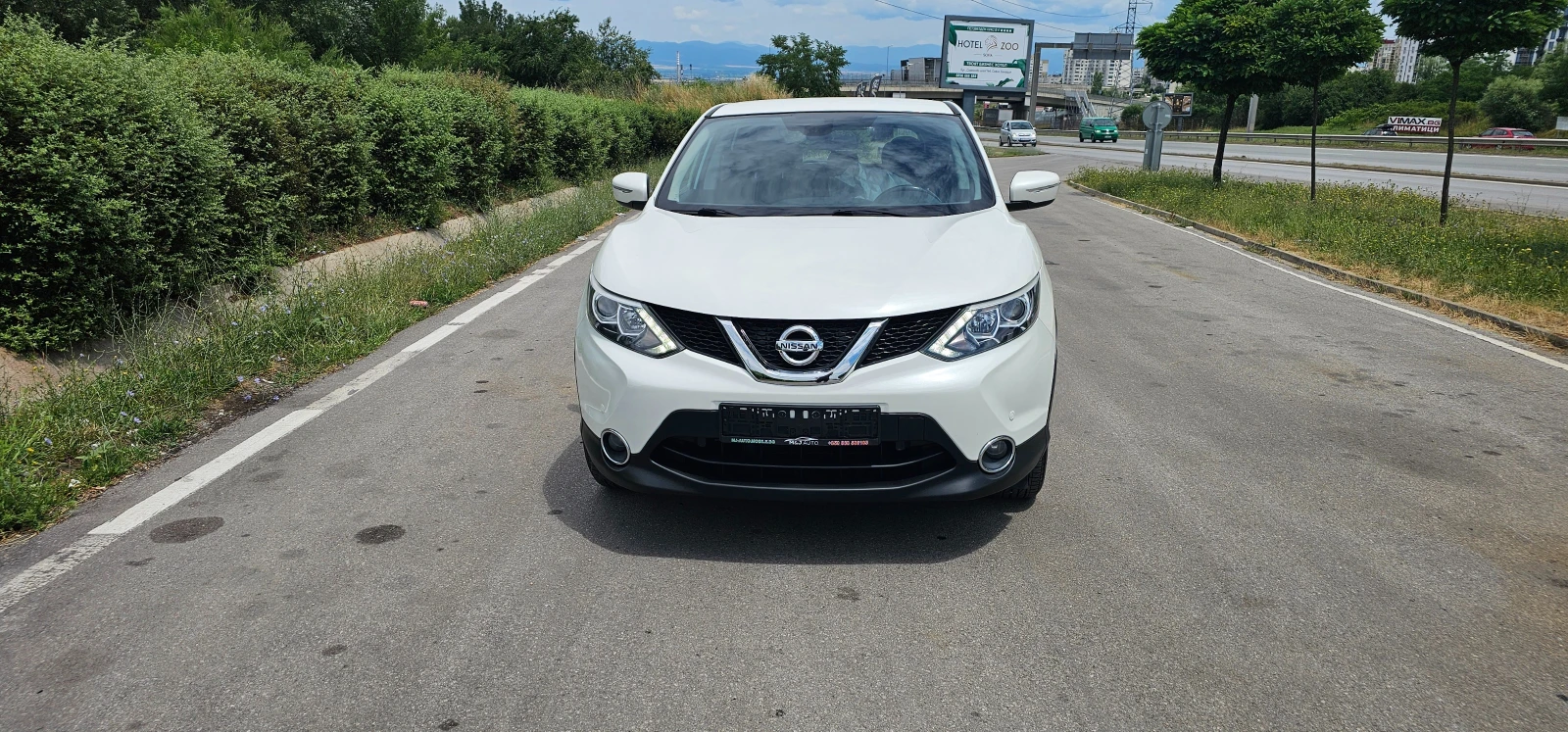Nissan Qashqai 1.5DCI, снимка 5 - Автомобили и джипове - 55132138