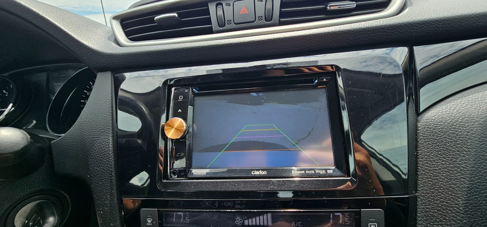 Nissan Qashqai 1.5DCI, снимка 14 - Автомобили и джипове - 55132138